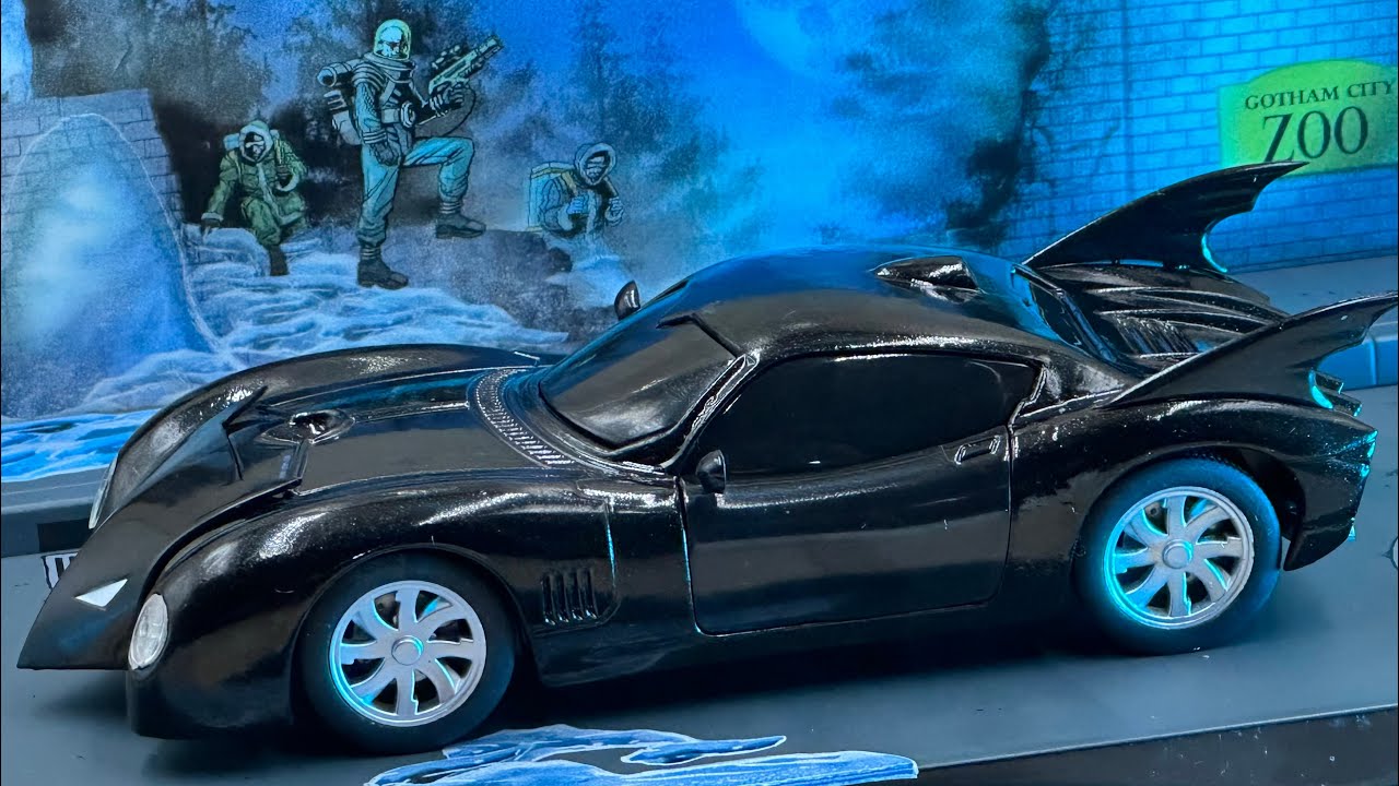 Batman: Batmobile (from DC's Batman Issue 575) - YouTube