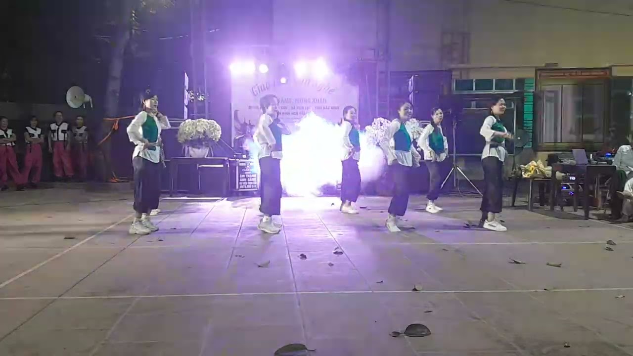 CLB thôn cánh giao lưu mừng lễ hội đình sơn tiên lục bắc ninh 6/giêng/2026