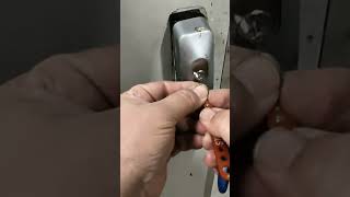How to remove a broken key from a lock - Locksmith Tricks