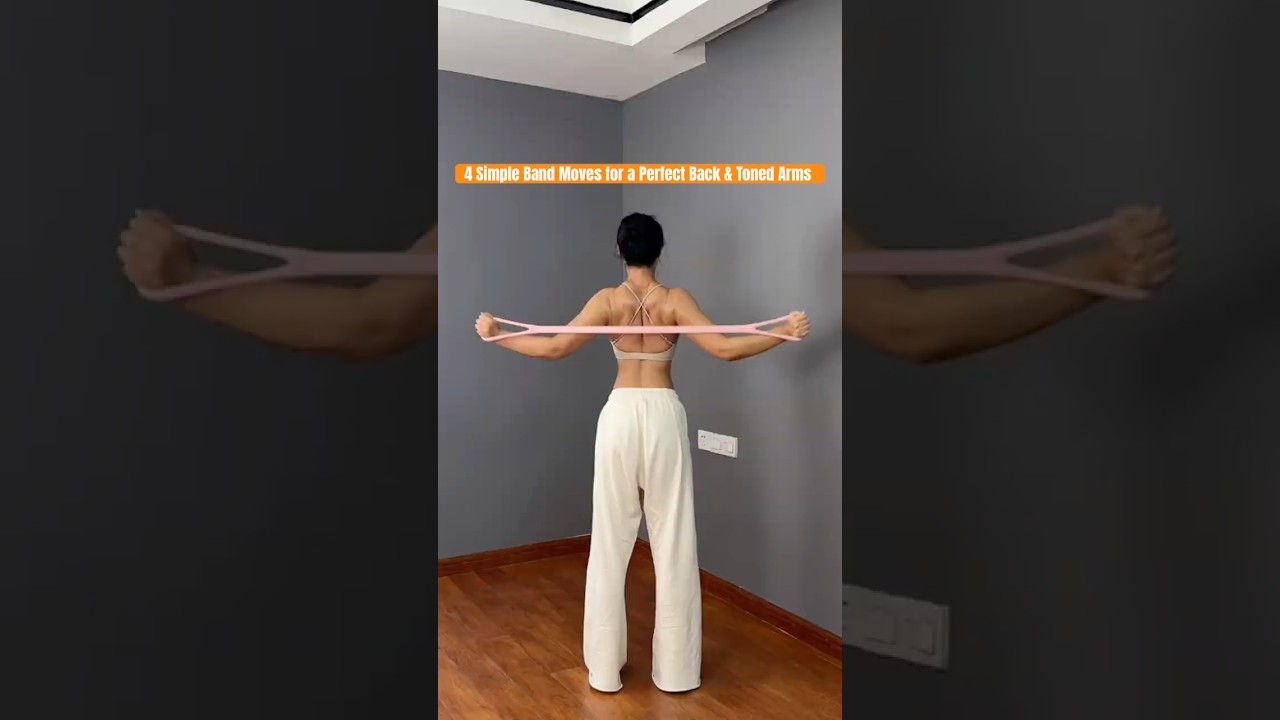 4 упражнения с эспандером, которые тонизируют руки, раскрывают плечи и формируют идеальную спину