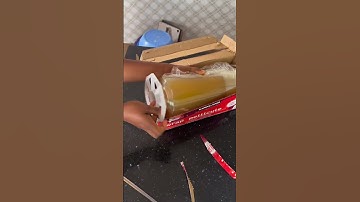 Mở hộp và sử dụng màng bọc thực phẩm Kirkland Pellicule 3000ft. Link : shopee.vn/giadungngoainhap