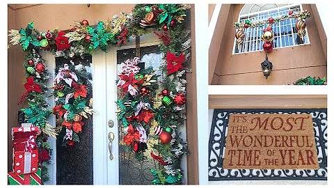 Decorate with Me: Christmas Front Porch 2022 | Tra...