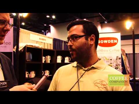 SCAA 2011 - Kevin interviews Honduras coffee farme...