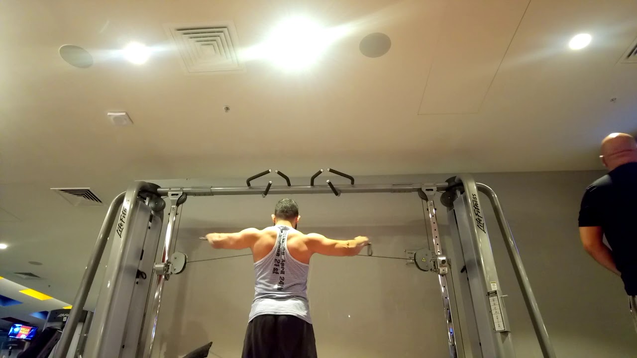 Standing Cable Rear Delt Fly - Ayakta kablo ile arka omuz - YouTube