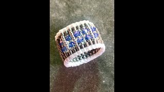 Crystal stepping stone ring band - square stitch band