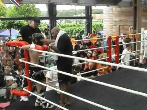 TONY JAS JR vs DAVY PLIEGER 22E MUAY THAI GEVECHT ...