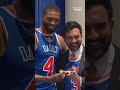 Knicks players and coaches each receive their key to the city