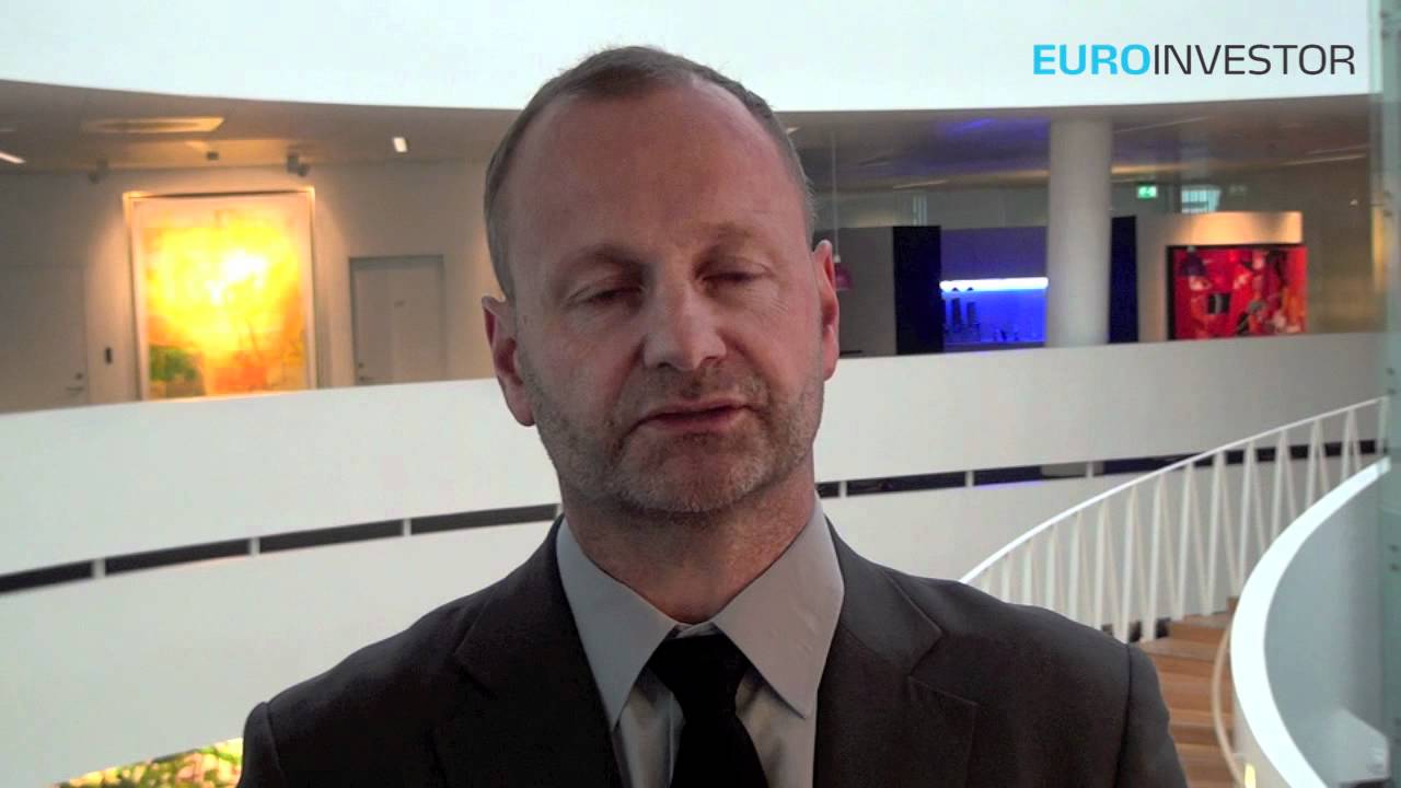 Yen appreciation in 2012 due to deflation