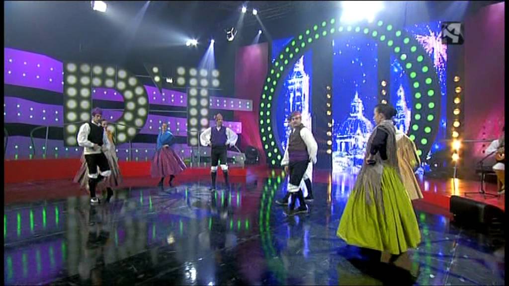 gigantes y cabezudos-- otero del cid