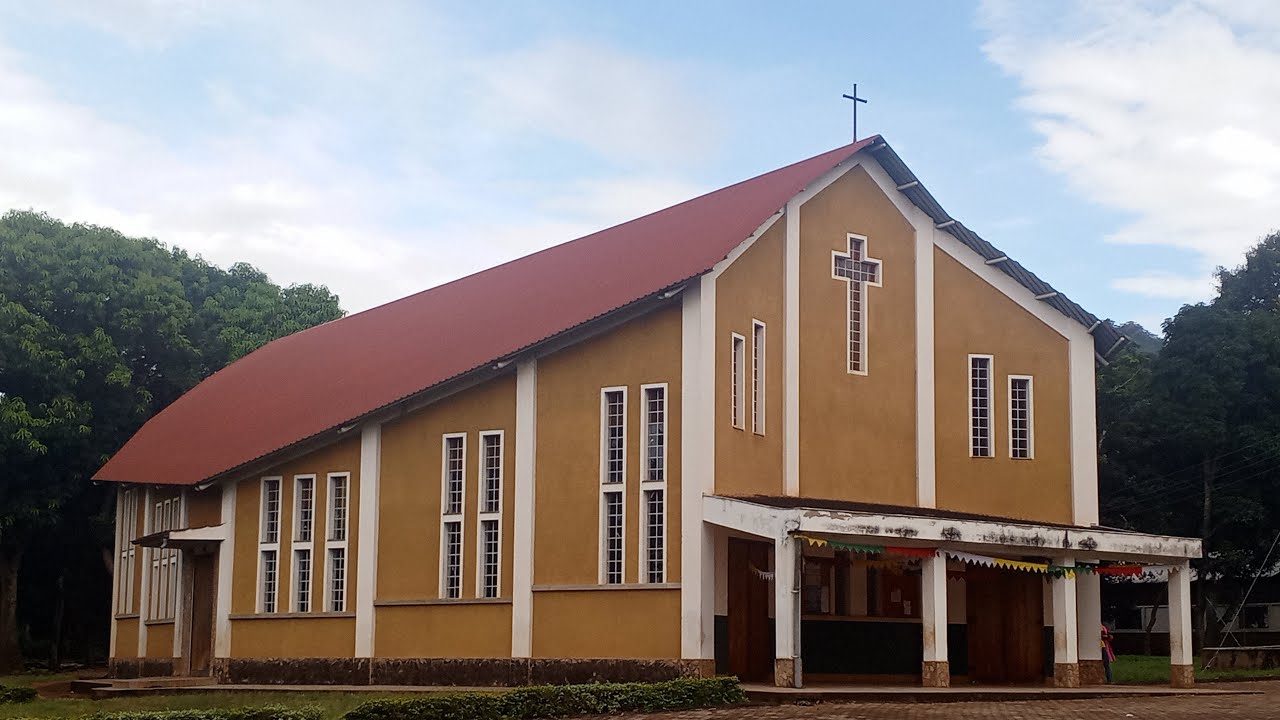 Live: MAPOKEZI YA ASKOFU VINCENT MWAGALA WA JIMBO KATOLIKI LA MAFINGA Parokia ya Chosi