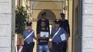 Napoli - Arrestato il latitante Salvatore Liccardi mentre guarda la partita