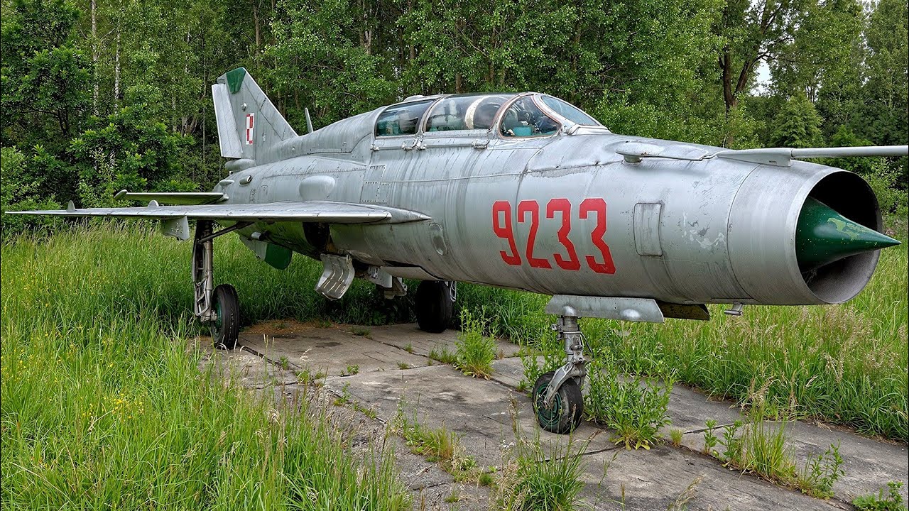 Rare Historic JET AIRPLANE ENGINES Start Up After Years – Amazing! 10 ...
