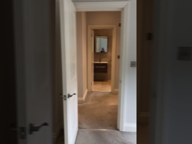 Video 1: Double bedroom 1