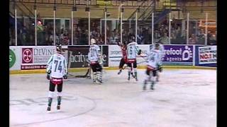 Devils V Giants - Josh Batch Closes It To A One Goal Game In Style