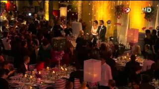 Boda de Eugenio Derbez y Alessandra Rosaldo Entrada al Salón Completo HD 2/2