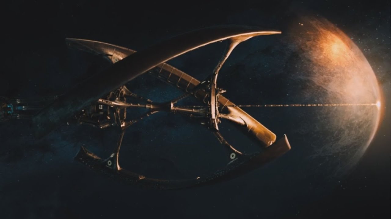 Avalon spaceship collides with ASTEROIDS. One passenger wakes up earlier / Passengers (2016)