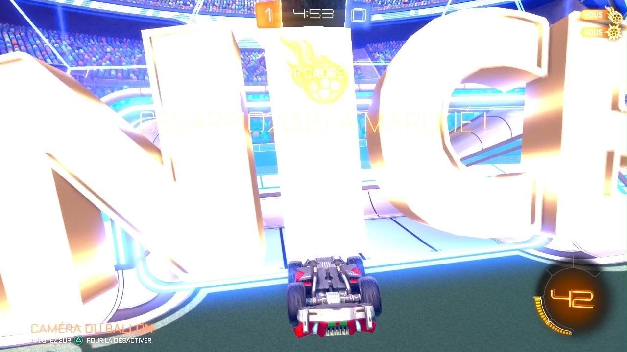 Tu joues à la Rocket League pour la deuxième fois.Ça fait longtemps.