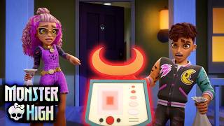 Clawdeenin Evinde Bir Canavar Avı Monster High Türkiye