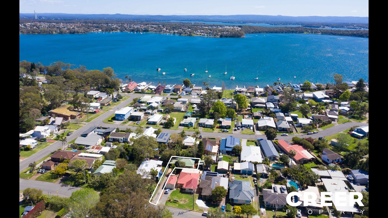 NORDS WHARF Relaxed Lakeside Retreat YouTube