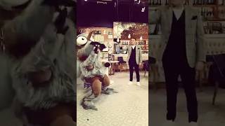 Backstage Alto Poder Polemica En El Bar