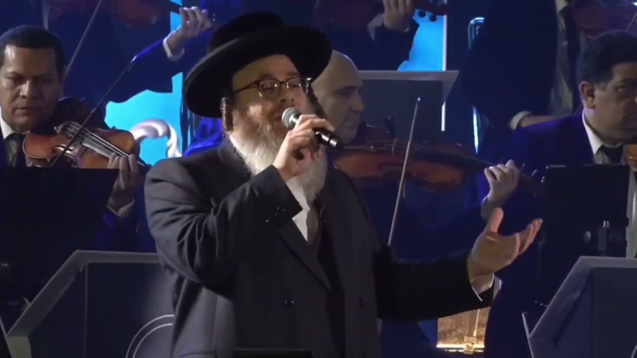 Massive Hchnuses Saifer Torah in Williamsburg
