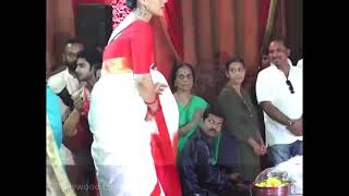 Stunning Hot Kajol Flaunts Her Huge Exy Cleavage In Saree At Durga Puja Kajol Clearbikinivisible