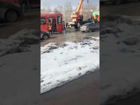 Разбилась казань. Вчерашняя авария в Казани.