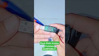 How to Fix a USB Flash Drive That Pushes In When Plugged In