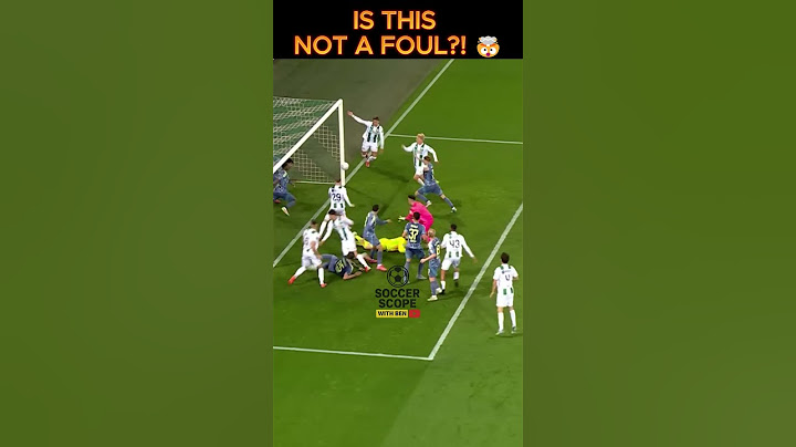 POSTEMA PUSHES WEGHORST! NO FOUL?! 😤 | GRONINGEN VS AJAX