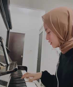 Nissa Sabyan - Wana bein eideik