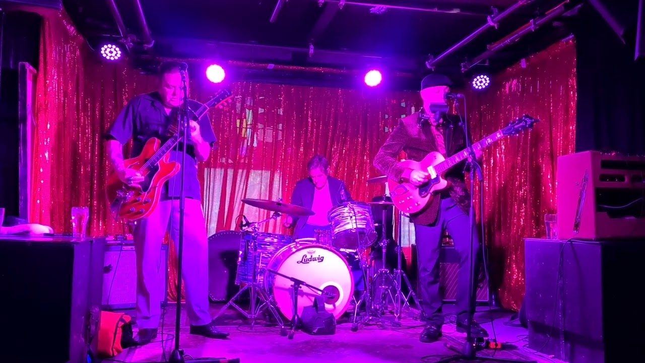 Three Kings - Cherry Bar- 091022