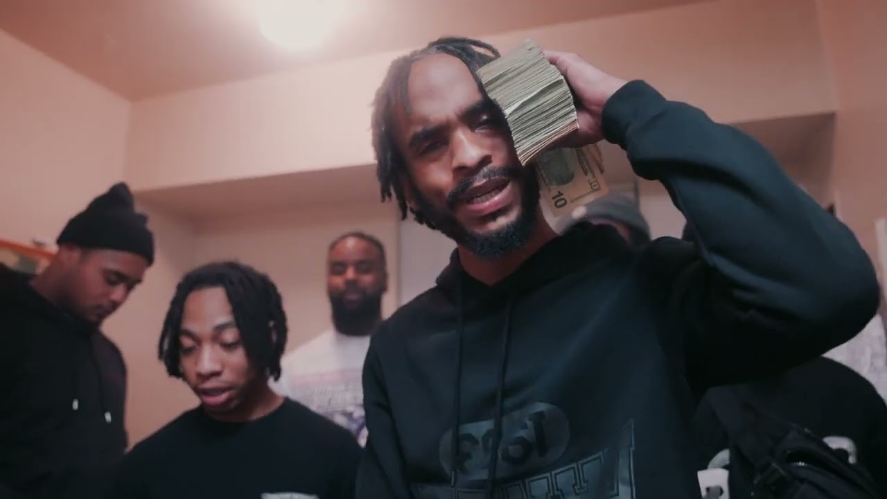Watch 4LO Drilla "Auntie House" Official Video on YouTube Watch 4LO Drilla "Auntie House" Official Video on YouTube