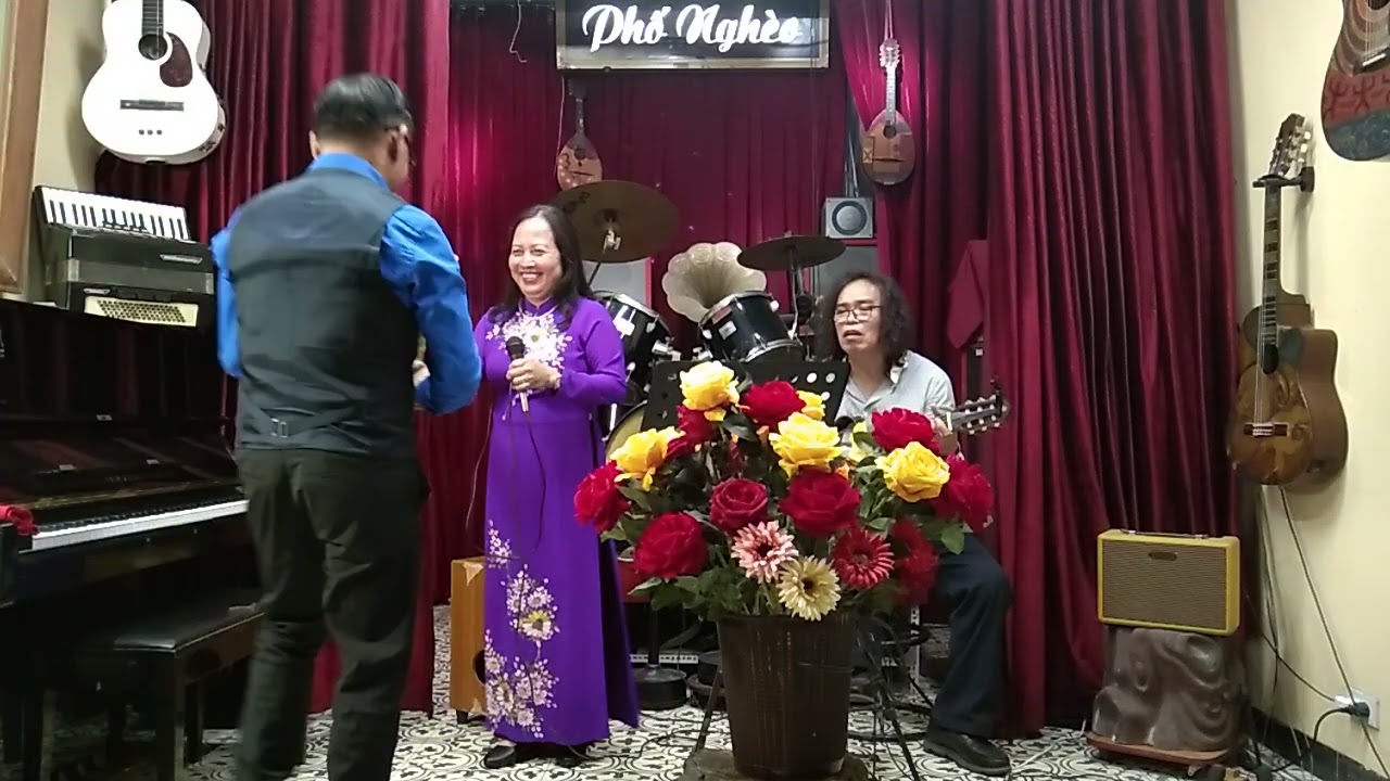 Tuyết Nguyễn - Đường xa ướt mua - Đức Huy  (4-3-2026- Live guitar by Đỗ Huấn)