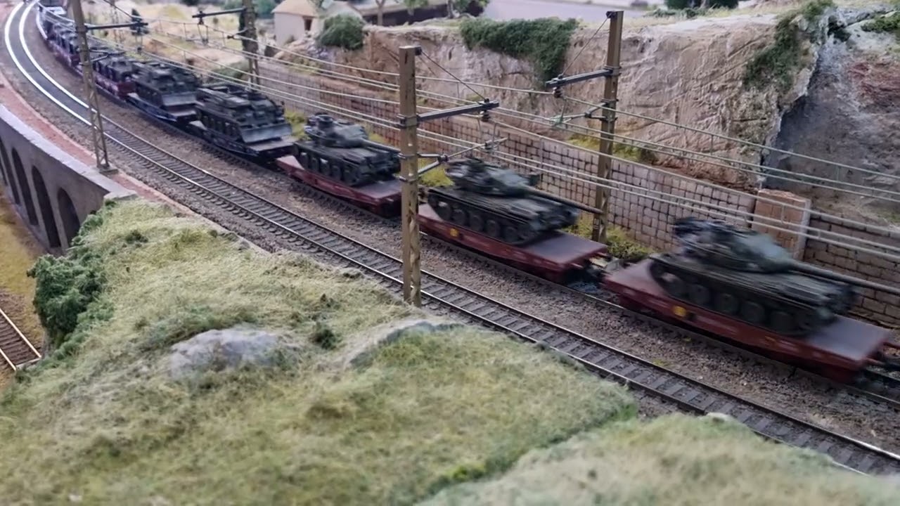 Train Militaire REE - échelle HO (1/87)