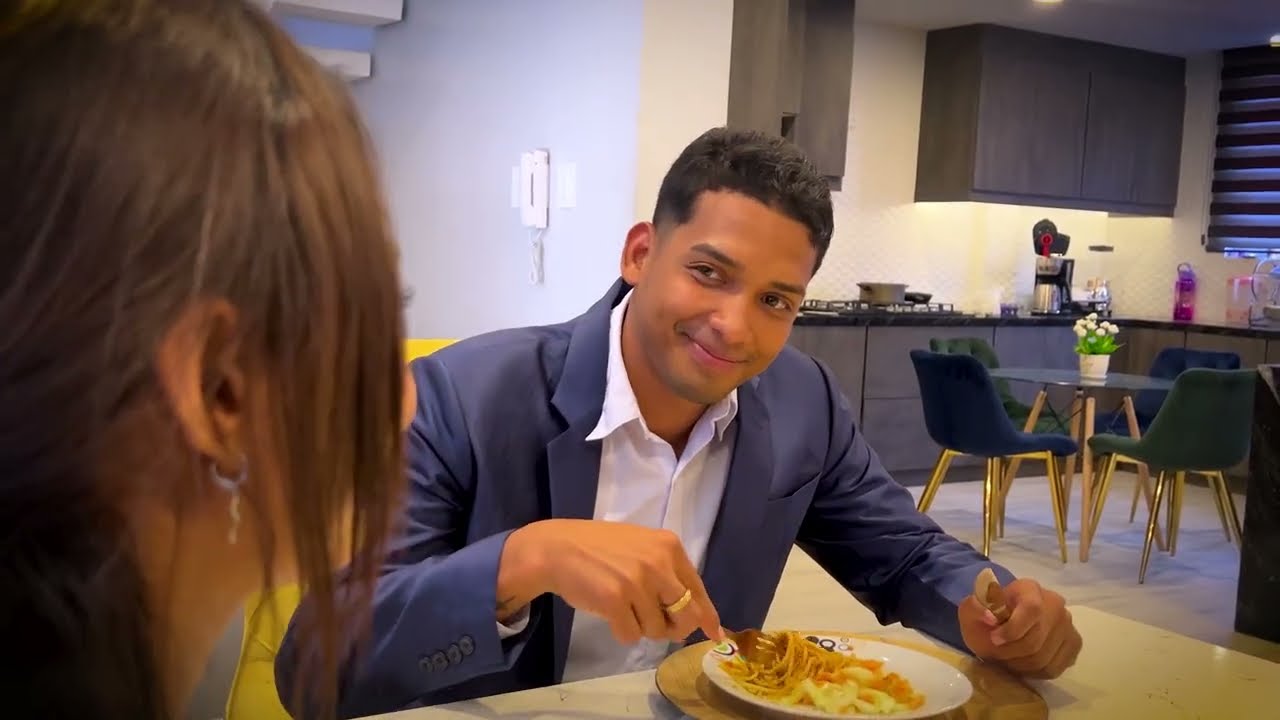 Le hizo esto a su sirviεntα solo porque era más joven que ella