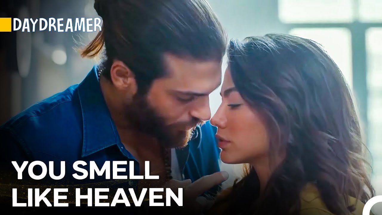 Time And Place Don't Matter For These Lovers - Daydreamer