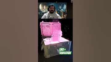 Opening two apparel caches #thedivision2 #gaming #streamer