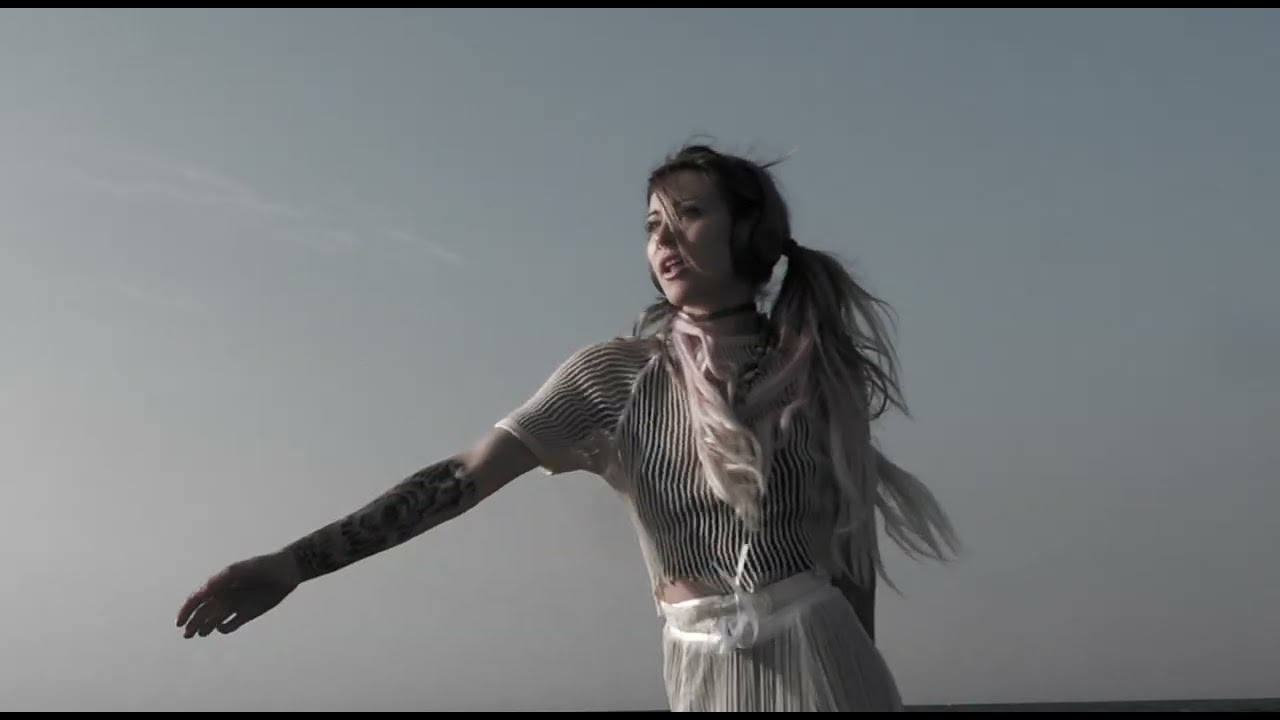 Proxoxie - stay 4ever // ur my reflection (official music video)