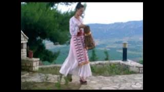 ALTIN MYFTARI TI APO FUSTANI