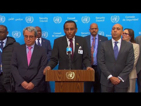 رئيس الوزراء السوداني: مبادرة السلام التي أطلقتها الحكومة واقعية