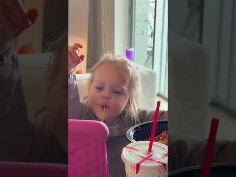 What should we try next? #dailyvlog #dimlvlog #livinginjapan #japan #thingsinjapanthatjustmakessense