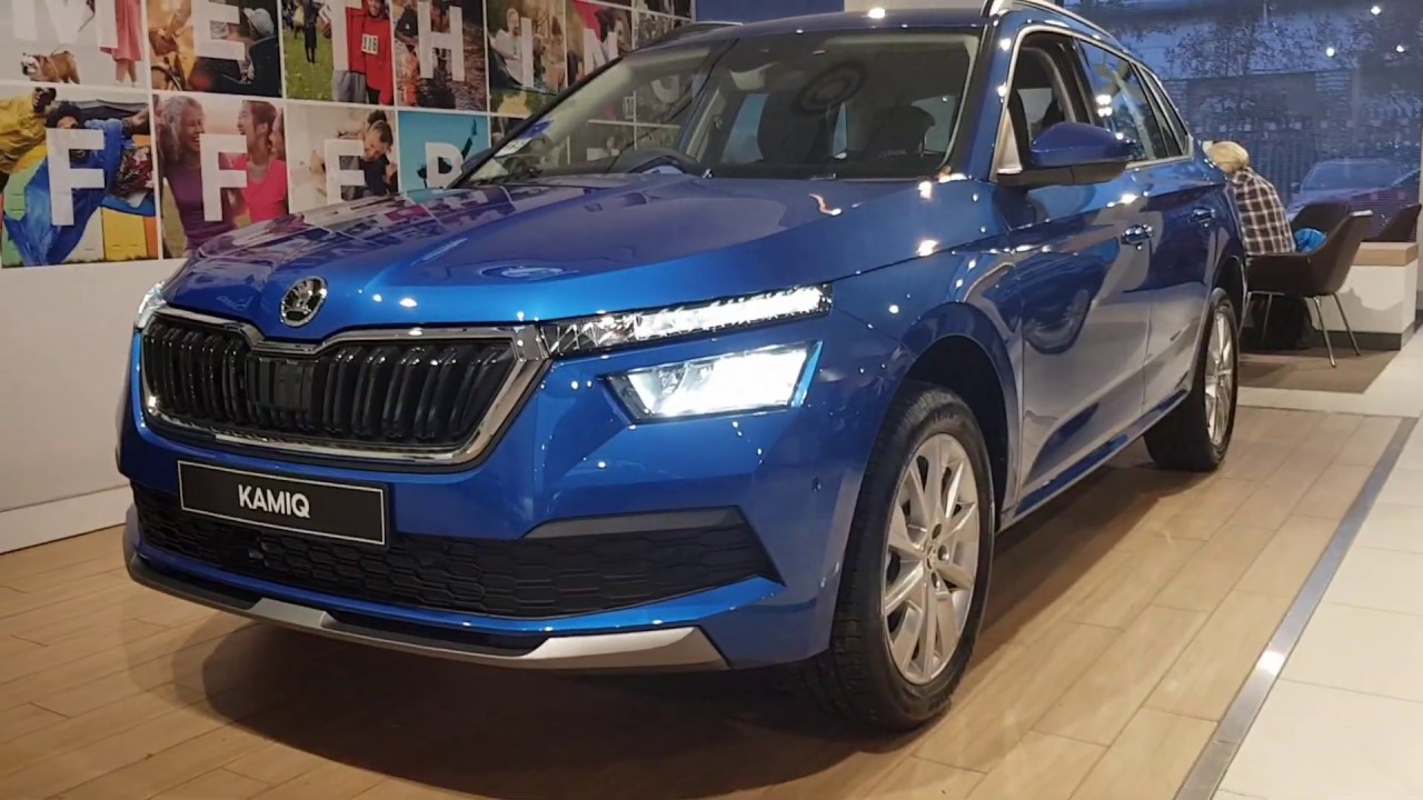 Race blue skoda