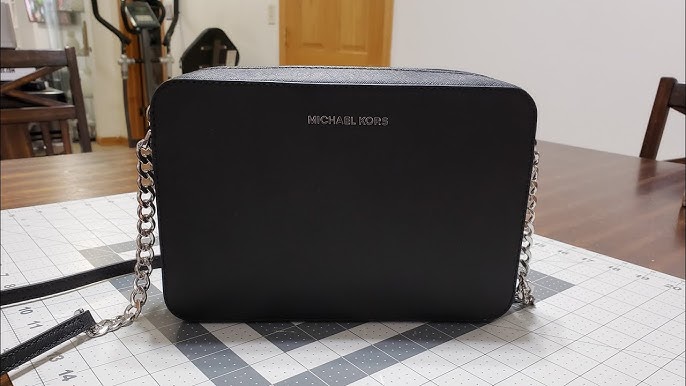 Michael Kors Daniela Large Saffiano Leather Crossbody Bag (black):  Handbags