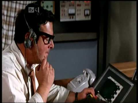 Diamonds Are Forever  :  Blofeld's Killer Satellite