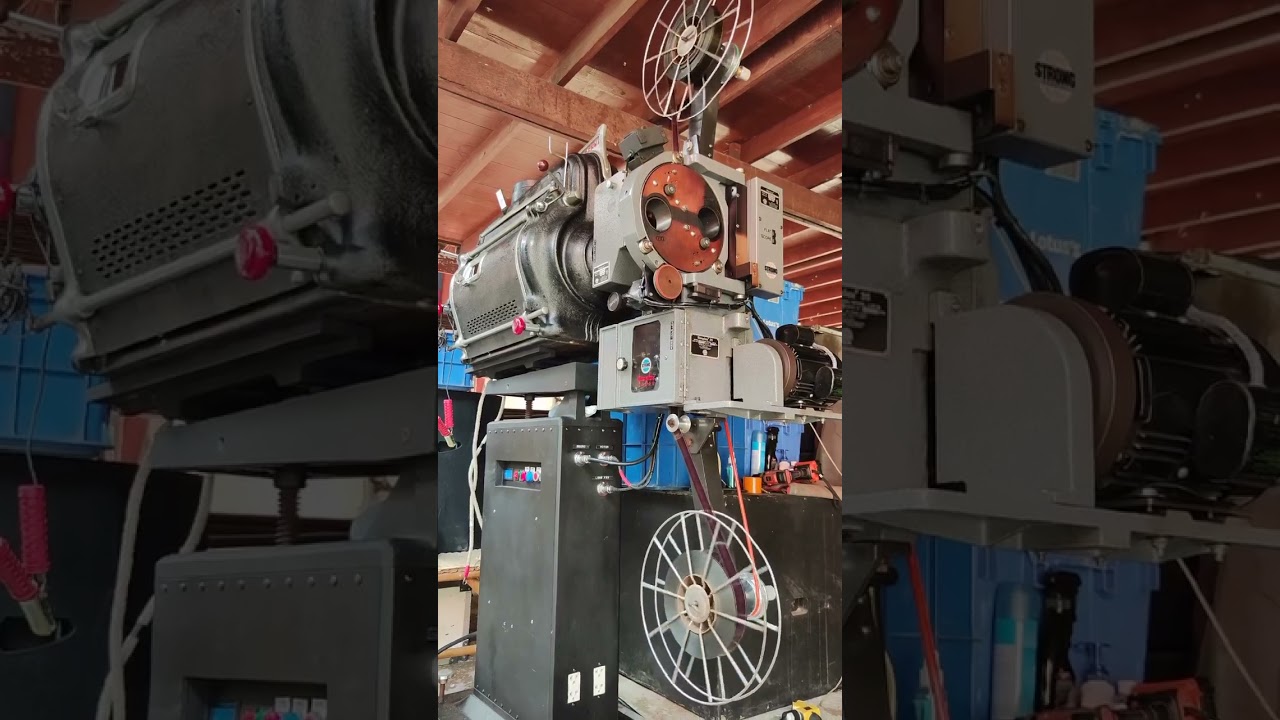 Cinematic Vintage Projector For 📽️🎥 Old Cinematography Projector 35mm 