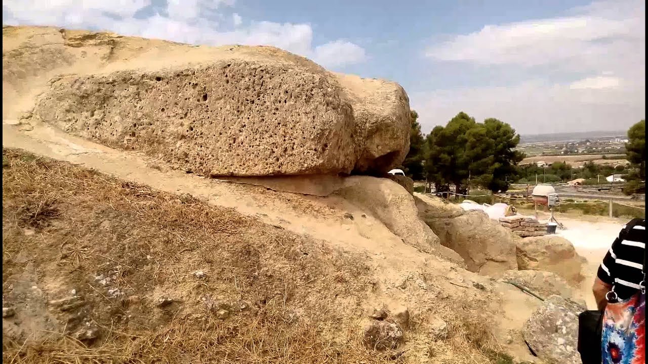 Dolmen de Menga Antequera