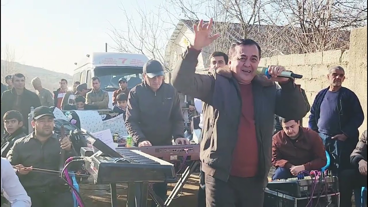 БАЗМИ УЗБЕКИ ВА ТОҶИКИ АЗ ҶОНИБИ УСТОД ХАЙРИДДИН ДАР  ДЕҲАИ БУВАКИ ХАРАНГОН ТАМОШОВУ ОБУНА ШАВЕД 