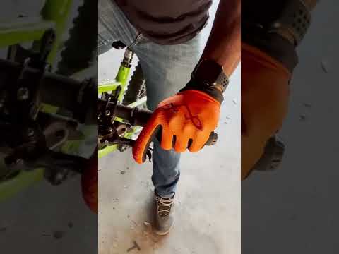 วีดีโอ: รีวิวถุงมือ Pedal Ed Fullfinger