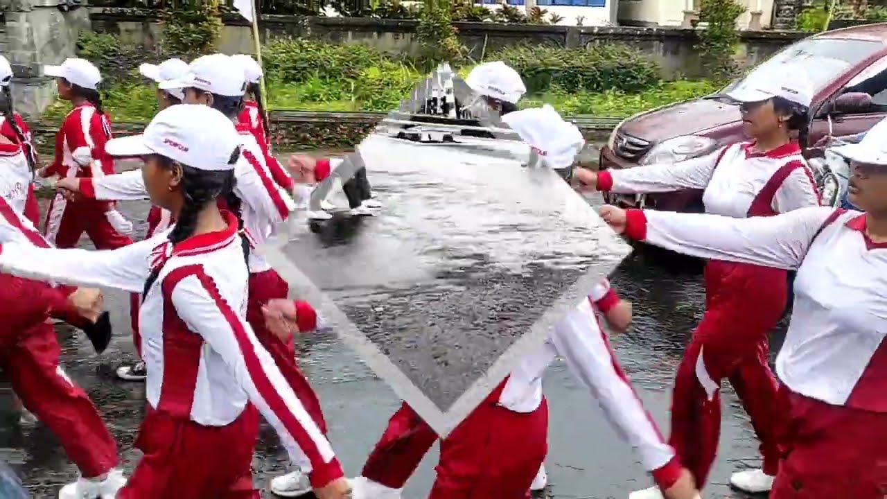 Partisipas Lomba Gerak Jalan Putri SMP Negeri 4 Bangli