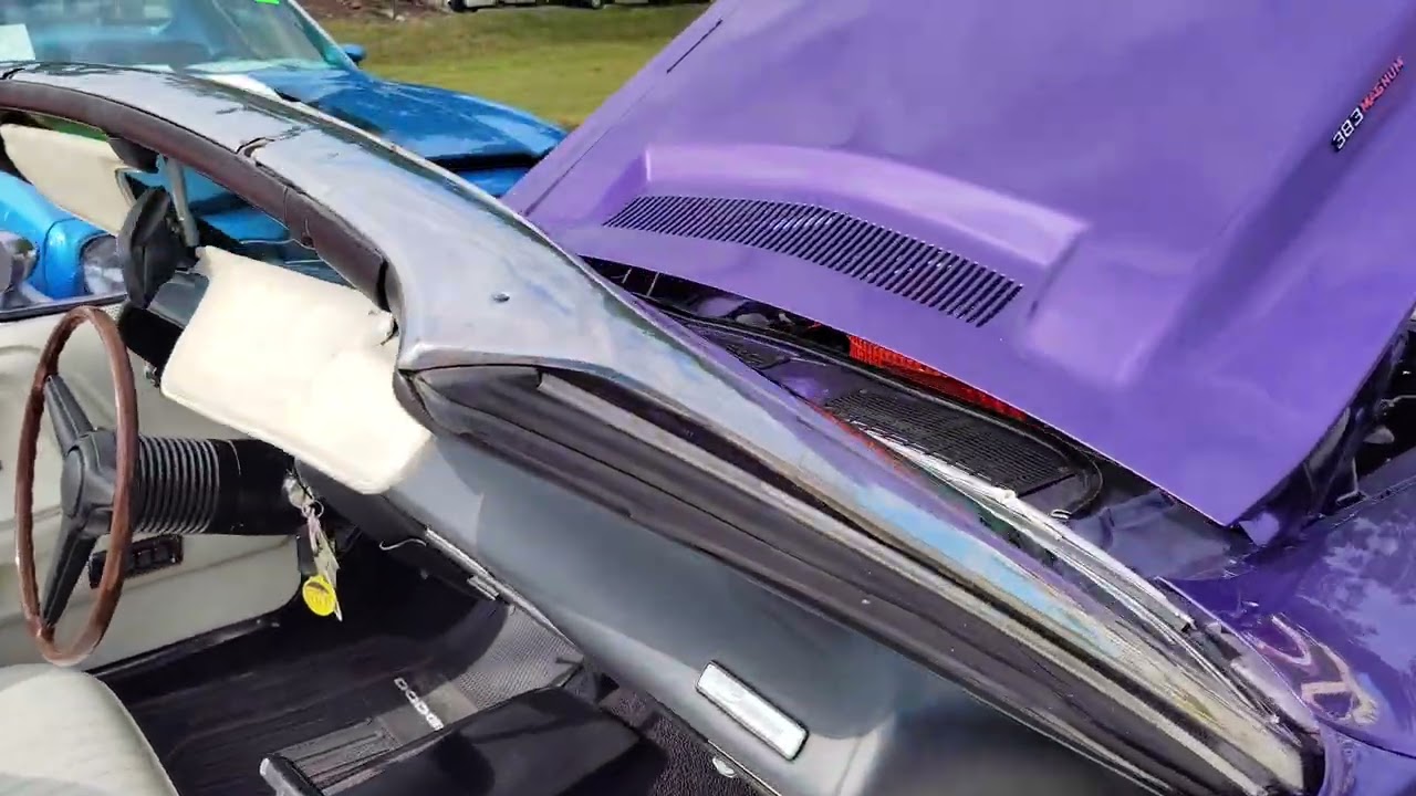 71 Challenger convertible 383, Plum Crazy, PS, PDB, Power windows, premier auctions Punta Gorda FL 🏁